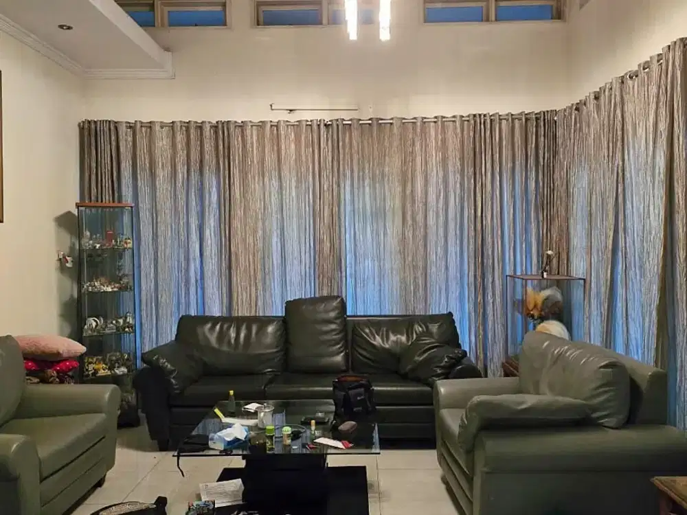 Rumah Hoek Siap Huni Komplek di Lebak Bulus, 2km dr STA MRT
