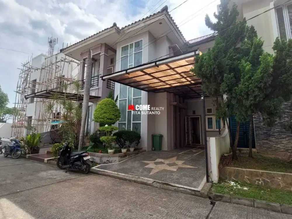 Dijual rumah mewah kawasan komplek Taman Kenten