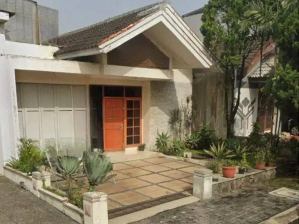 Dijual Rumah Bagus Singasana Pradana Siap Huni