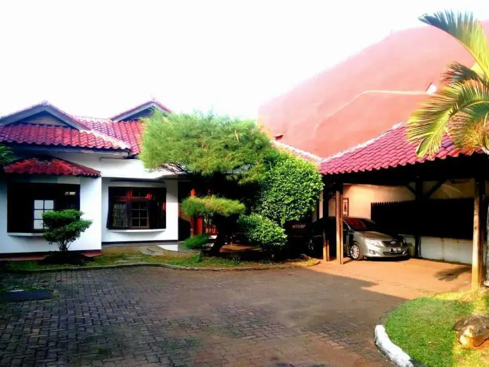 Rumah dijual pasar rebo jakarta timur Luas asri siap huni