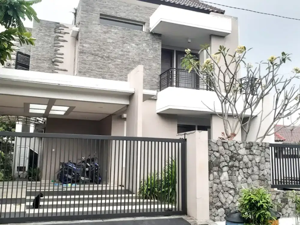 Rumah Modern Mewah 2 Lantai Luas 407 Kawasan Sukarno Hatta