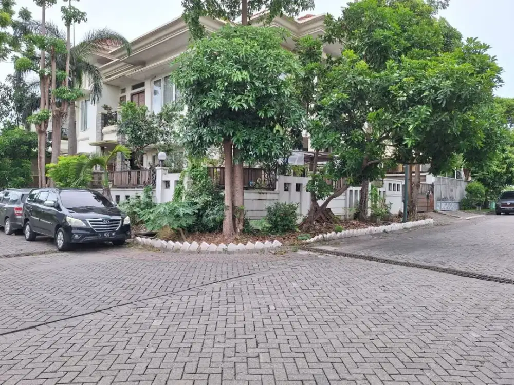 Murah Rumah Mewah 2 Lantai Siap Huni di Selat Golf Citraland, Surabaya