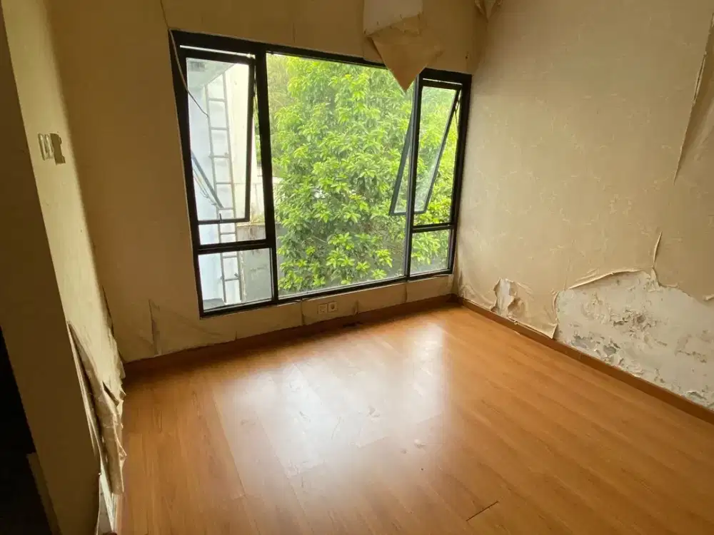 DIJUAL RUMAH DALAM KOMPLEK TAMARIND LAND LEBAK BULUS CILANDAK JAKARTA