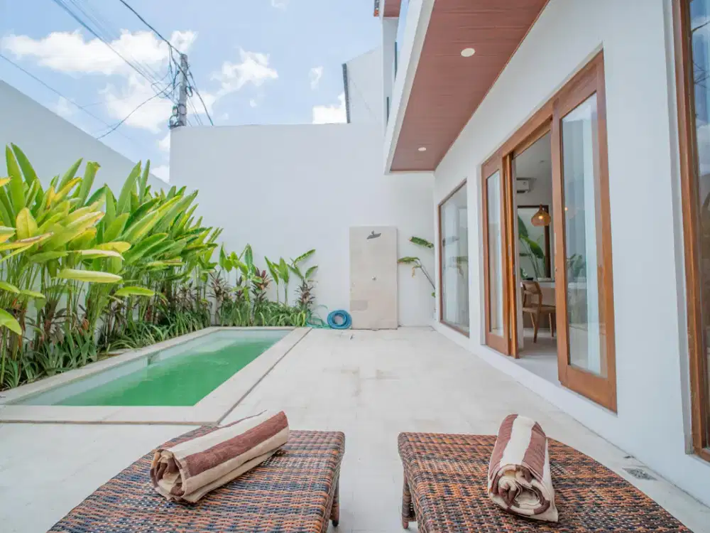CHARMING MODERN VILLA IN BUMBAK