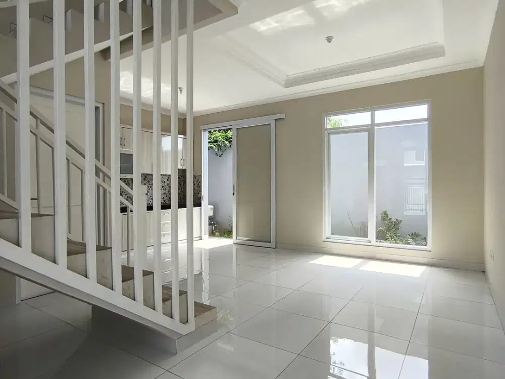 Dijual Rumah 2 lantai di Ciledug dekat Graha Raya
