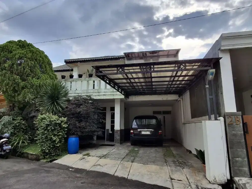 Rumah Kokoh LB 350 Komplek Istana Kawaluyaan Soekarno Hatta 1,9 Milyar