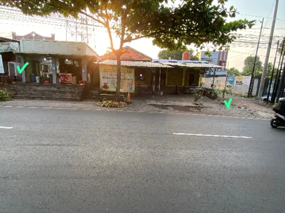 Rumah + Kost 16 KT + Toko di Jalan Raya Ngaliyan