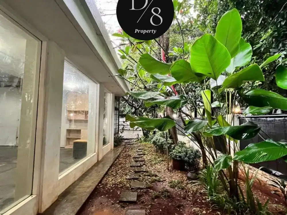 Rumah Senopati Area. LT.588/LB.290. 4BR. 3Bath. SHM. Harga 39,5M