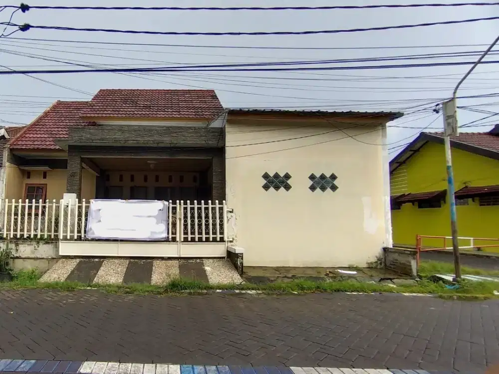 A275 JUAL RUMAH AREA WARU, SHM ADA KELEBIHAN TANAH