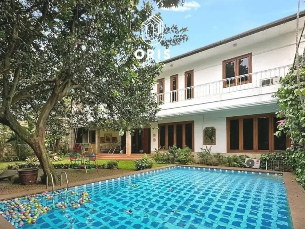 Rumah swiming pool ampera jakarta selatan