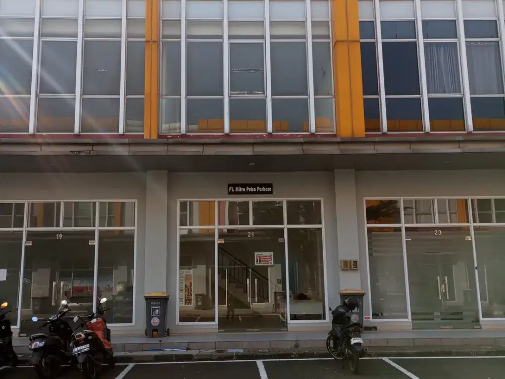 Dijual Ruko 2 Lantai Lokasi Strategis Magna Commercial Summarecon