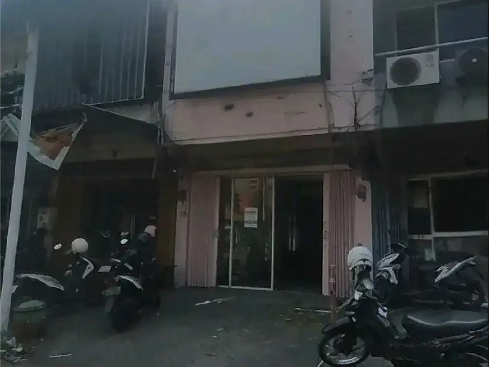 AUD16 JUAL RUKO RAYA MEDOKAN AYU SURABAYA 2 LANTAI SIAP HUNI