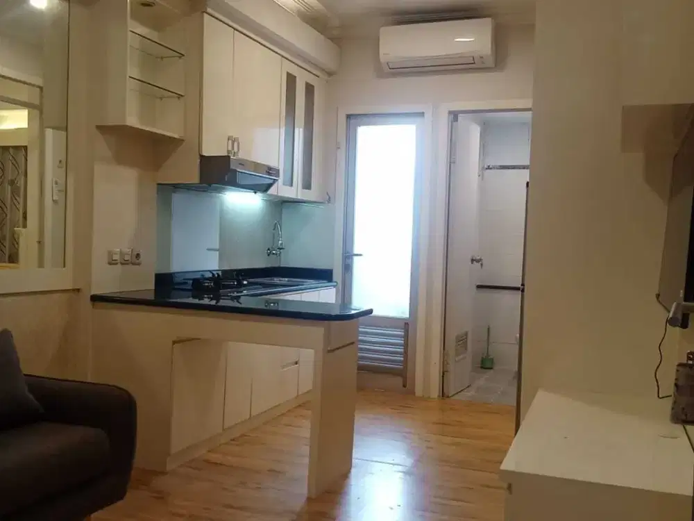 Disewakan Grand Emerald Apartemen Gading Nias 2 Kamar Furnish Bulanan