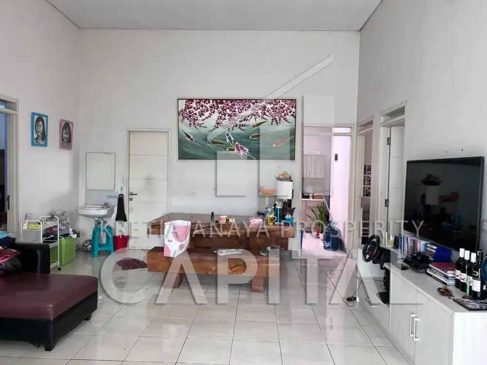 Rumah Cantik Baru Renov di Kota Baru Parahyangan Tatar Naganingrum