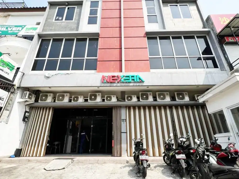 Sewa Ruko di Muara Karang, Jakarta Utara, Pinggir Jalan Raya