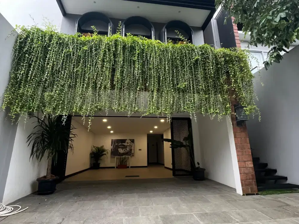 FOR SALE RUMAH PONDOK INDAH  BRAND NEW HOUSE  JAKARTA SELATAN