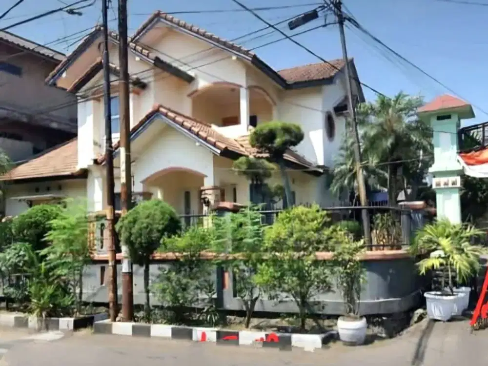 Rumah Bagus Murah Posisi Hook di Suryalaya Cijagra kota Bandung