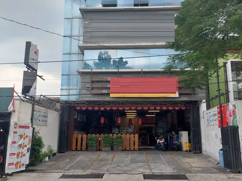 Disewakan ruko 3 lantai lokasi strategis di Antapani Kota Bandung