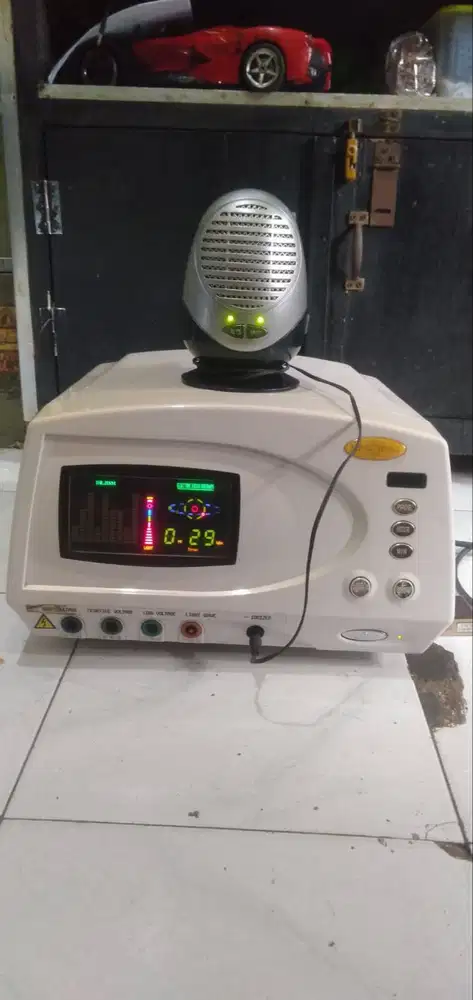 Mesin terapi medan elektrostatik DR.JISM