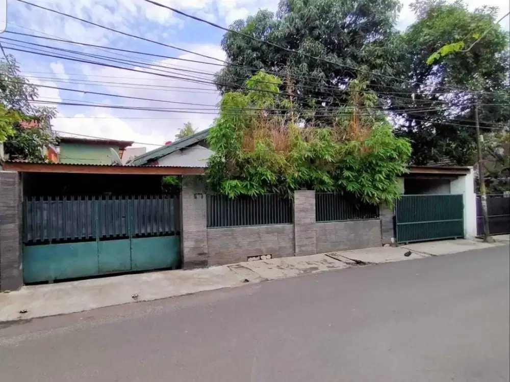 Dijual Rumah Cocok Untuk Buat Cafe di Cidodol Jaksel