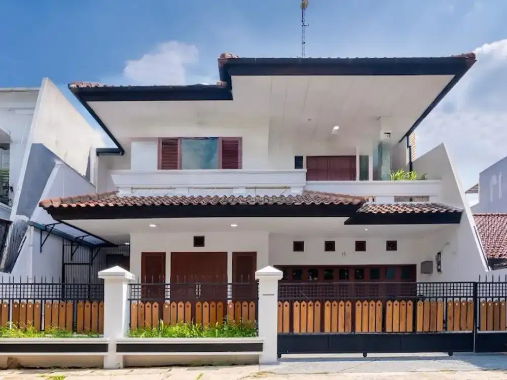 Di sewakan rumah di Tebet Jakarta Selatan