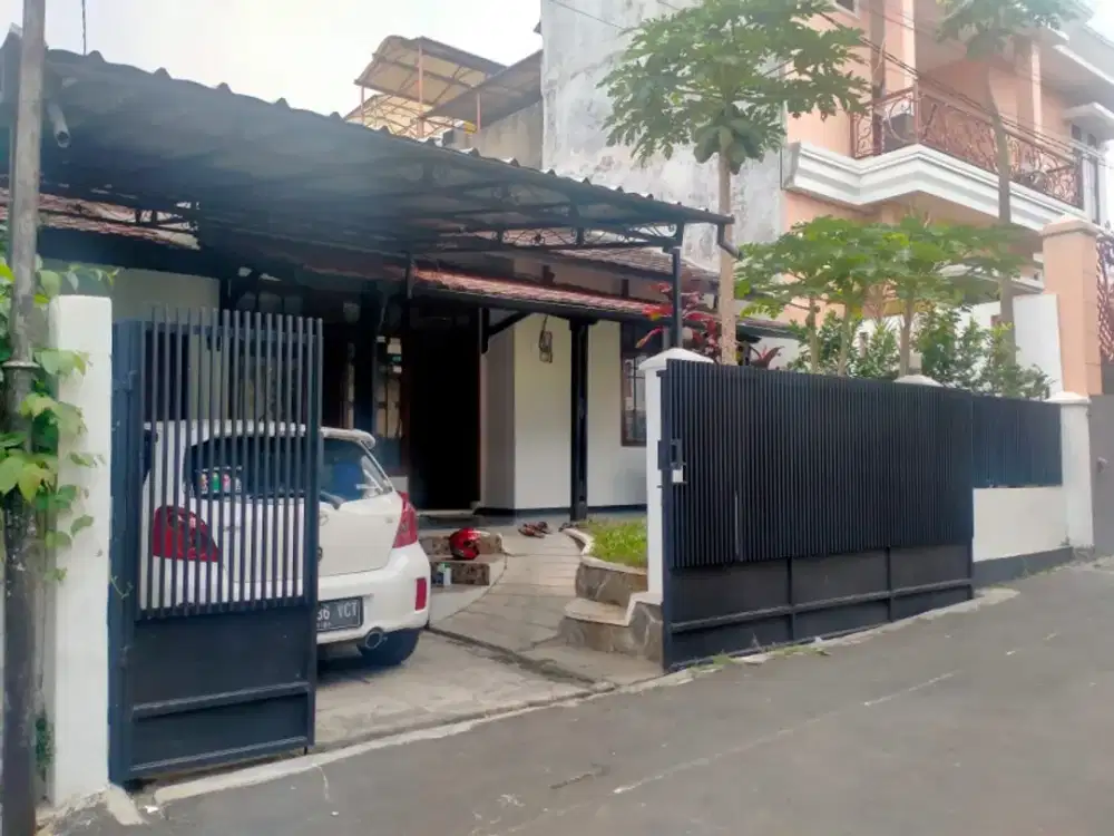 Jarang Ada Rumah dekat Borma Cikutra masuk mobil dijual Semurah ini