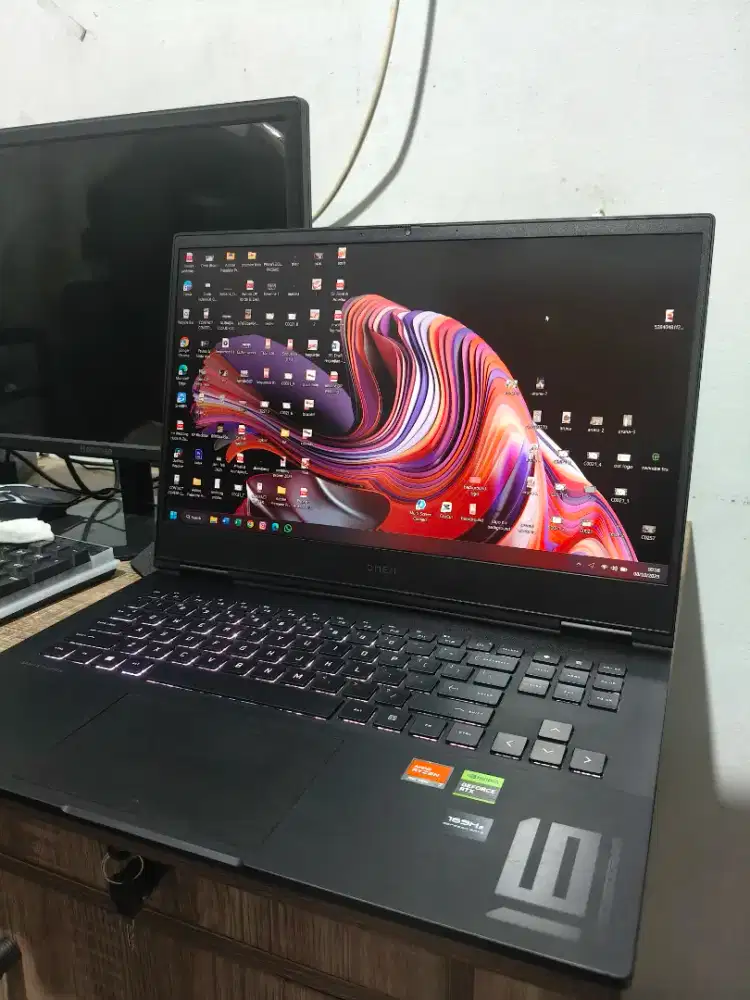 LAPTOP HP OMEN 16 RTX4060 32/1TB 16 INCH LENGKAP