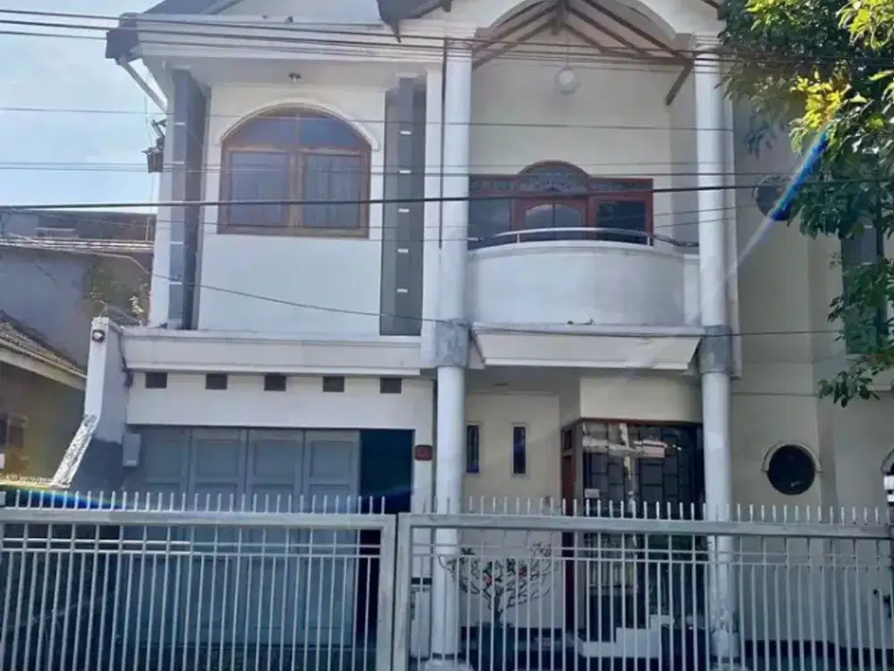 RUMAH LUAS DI AREA FAVORIT SAYAP BKR