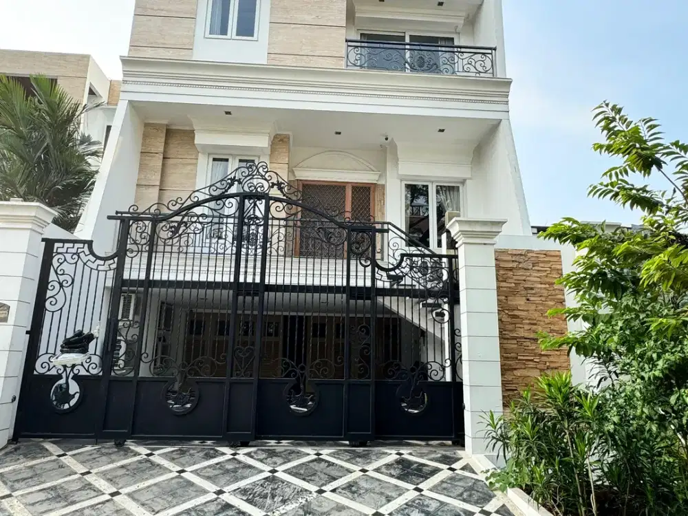 DIJUAL RUMAH MEWAH DI LAYAR PERMAI PIK