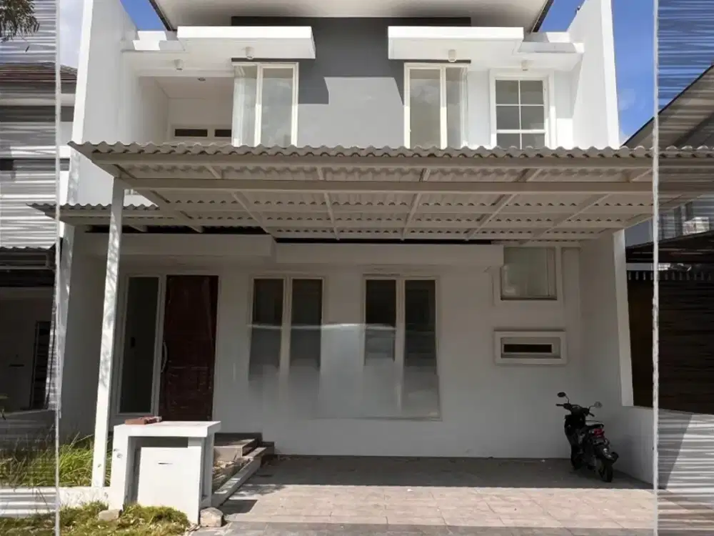 Rumah modern minimalis Royal Residence  spacious living room