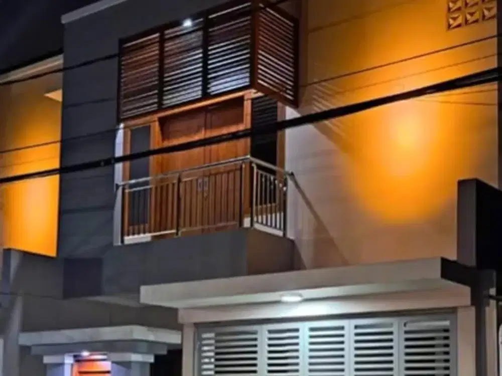 Disewakan Rumah 2 Lantai Di Alinda Kota Bekasi