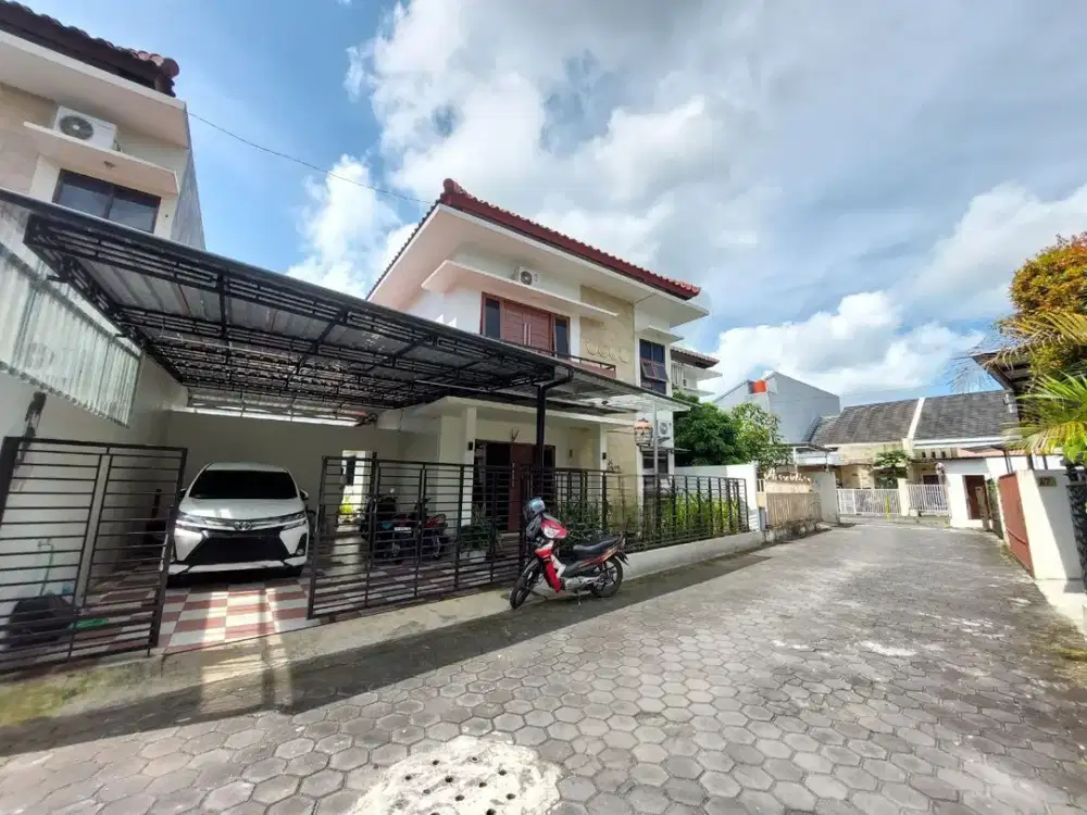 Rumah Mewah dlm Cluster Perumahan dkt Mahliga Coffee and Space