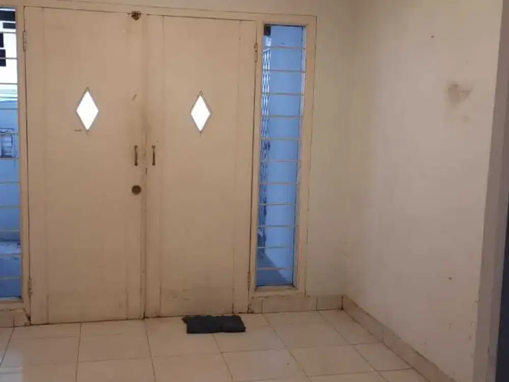 Rumah 2 Lantai Nyaman di Nata Endah 1 Bandung