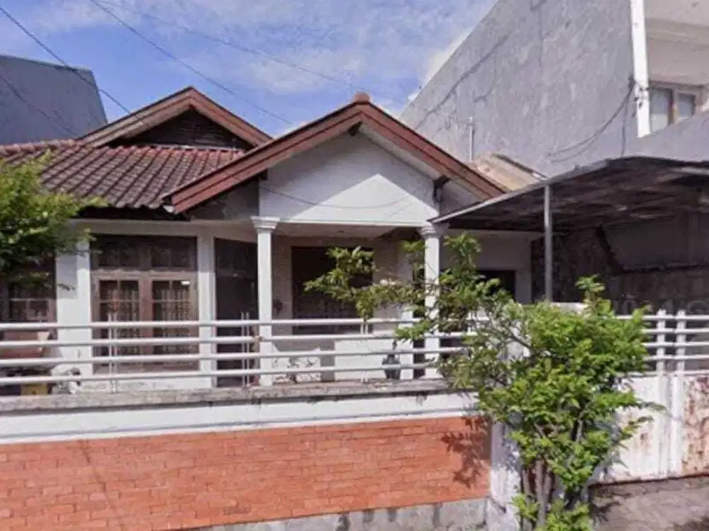 Murah Rumah 1.5 Lantai di Darmo Permai Utara Gang Utama, Surabaya