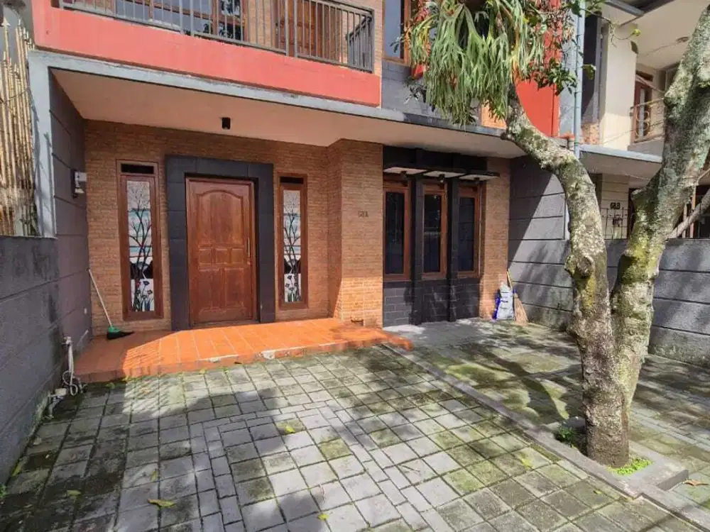 Rumah Siap Huni 2 Lantai Area Sukaluyu Cikutra Bandung