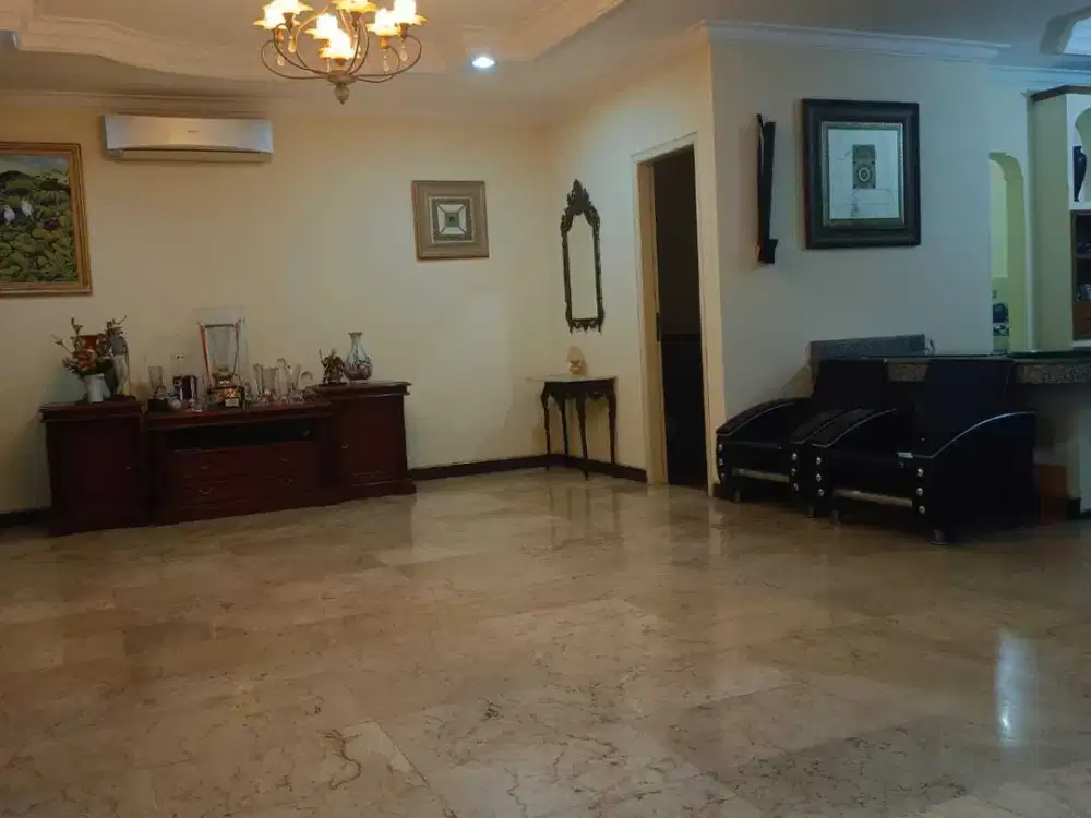Dijual Rumah Siap Huni Dalam Komplek Di Cinere Depok