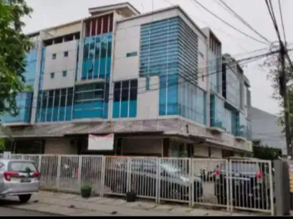 Disewakan dan Dijual Ruko 3 Lantai Kayu Putih Pulo Gadung Luas 80