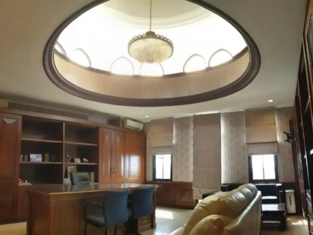 Dijual Ruko 5 Lantai di Jl Gajahmada, Pekunden - Semarang