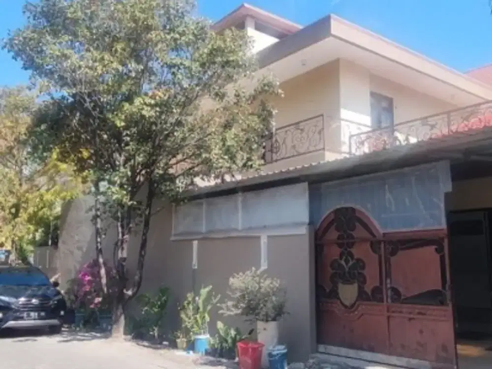 Rumah Ketintang Surabaya