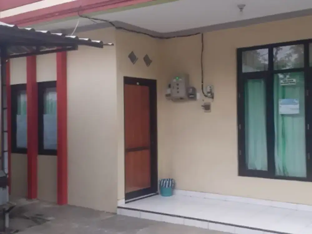 Dijual Rumat Kost Ber AC dan K.Mandi Dalam Di Sekaran Unnes Semarang
