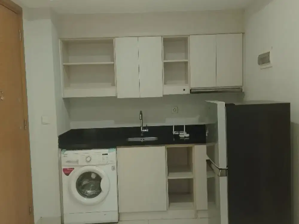Di sewakan apartemen the mansion Kemayoran tipe 2 bedroom unfurnish