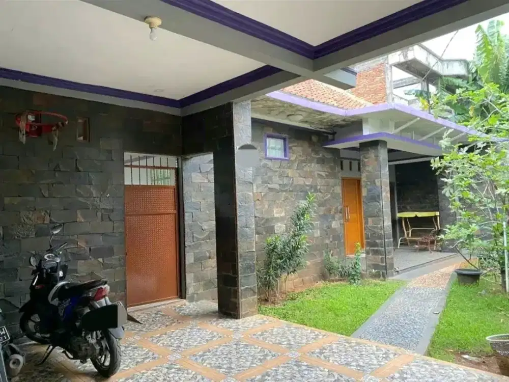 MURAH! Rumah Asri Luas 300 Jatiwaringin Strategis Dekat Tol