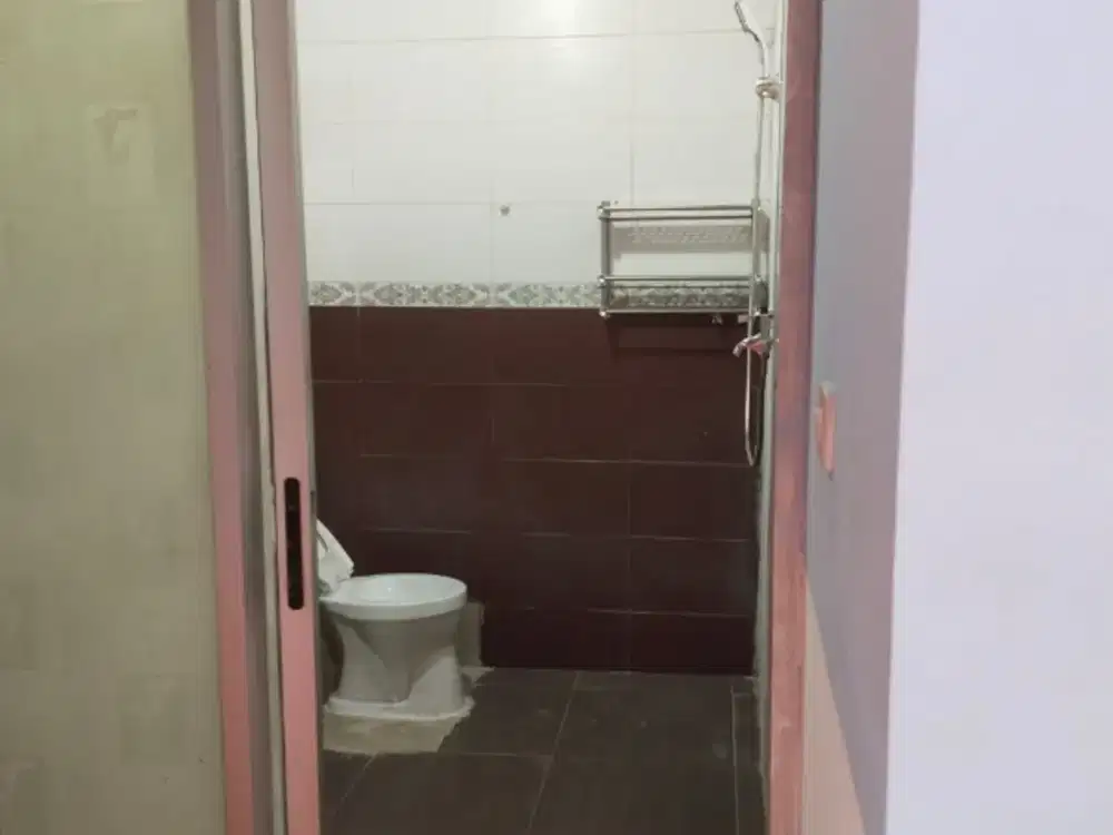 di jual rumah daerah villa taman bandara