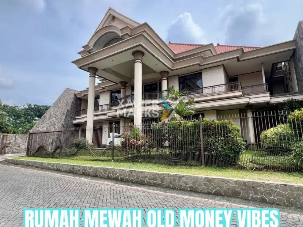 Rumah Mewah di Daerah Jalan Besar Ijen Klojen Malang