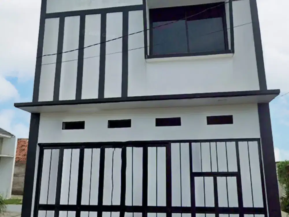 Rumah Modern 2 lantai berada di Pusat Kota Cianjur