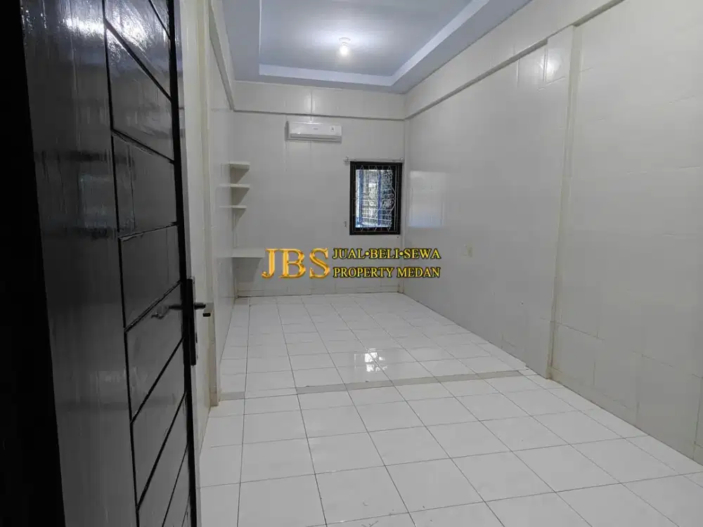 DIJUAL CEPAT! Rumah Baru Renov Furnish di Komplek Jemadi Permai 1