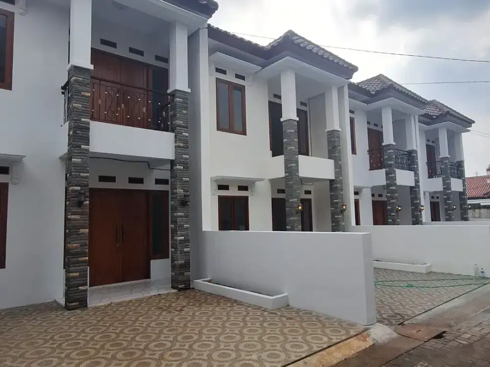 MURAH SIAP HUNI RUMAH 1,2 M an DEKET KE LRT CIKUNIR 1