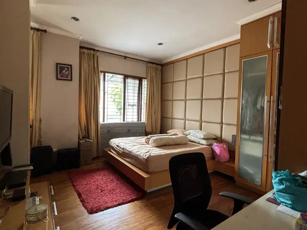 Dijual Rumah Bagus dan Siap Huni di Delatinos BSD