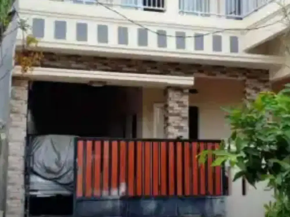 RUMAH MEGAH DI PONDOK BAMBU