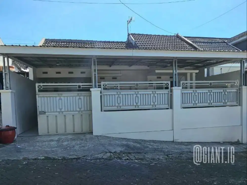 Rumah Terawat di Perumahan PNS di Jouo agung Lowokwaru Malang